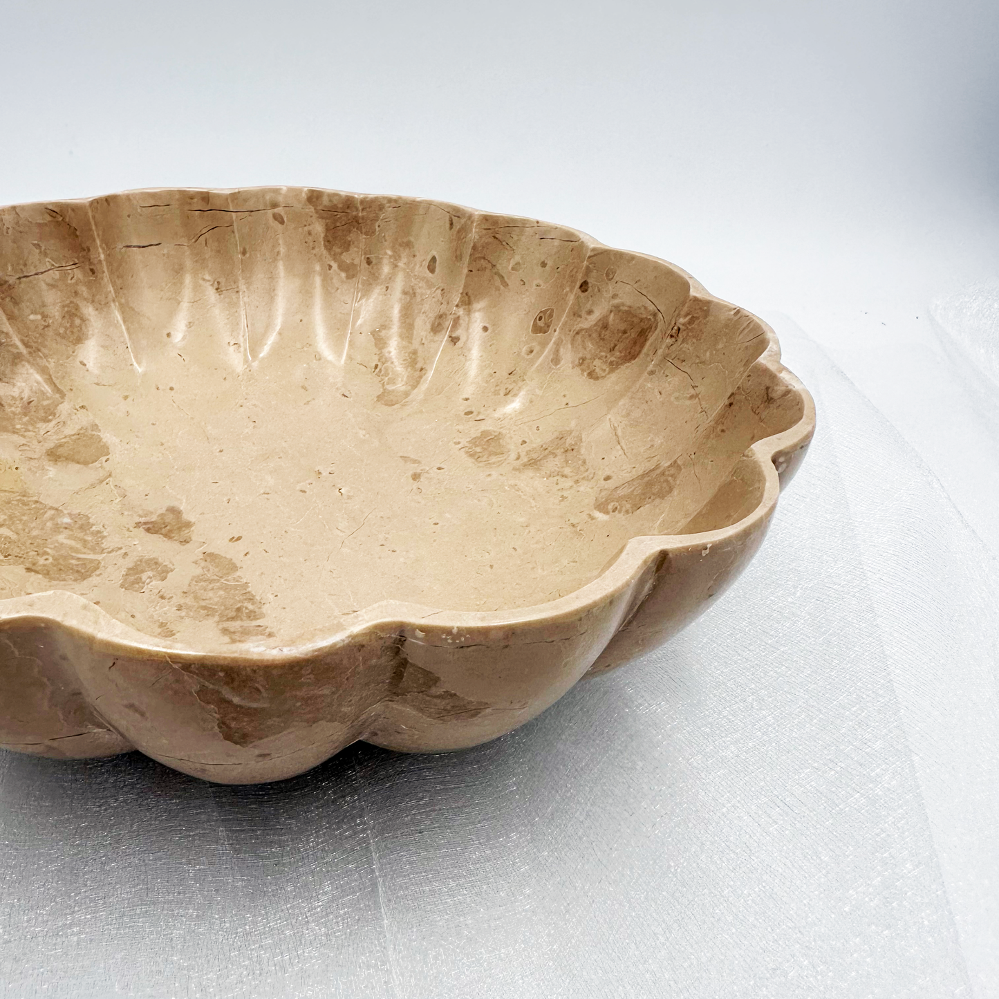 Hand-carved Bowl in Marble and Onyx