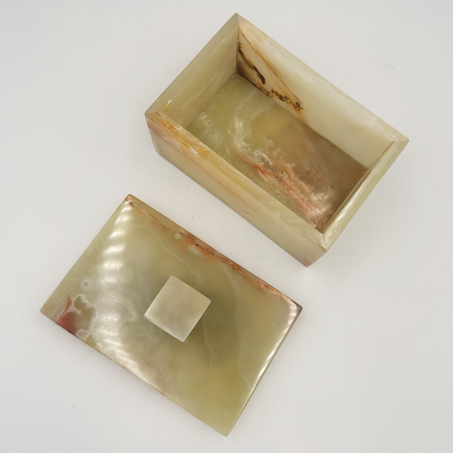Onyx Box with lid - 4" x 6"