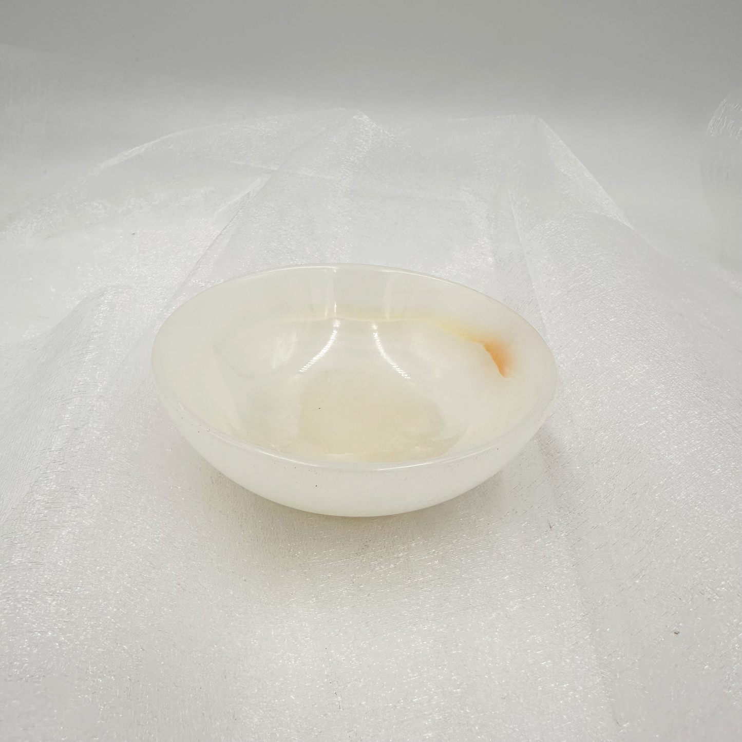 4" Bowl in White Onyx