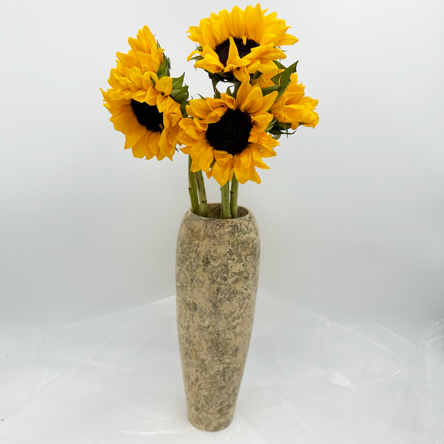 12" Sculpted Vase in Marble & Onyx