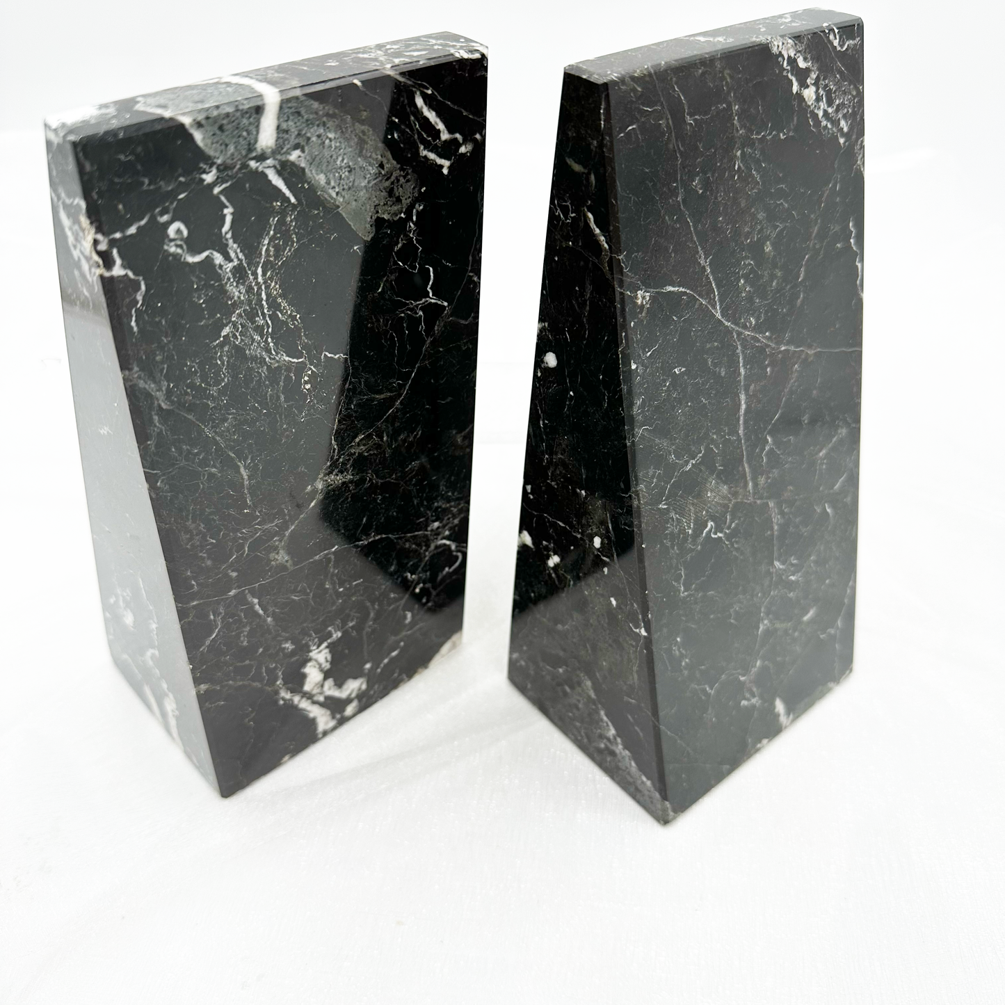 Wedge Bookends in Marble and Onyx - 8"