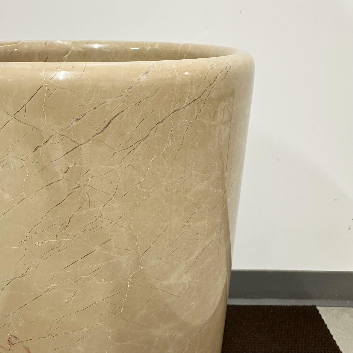 Floor Urn - 24" x 12"